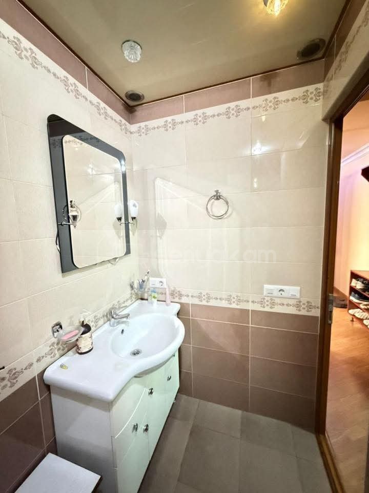 2 Սենյականոց Բնակարան, 57քմ, 8/8 հարկ, Կապիտալ Վերանորոգված, Կահավորված