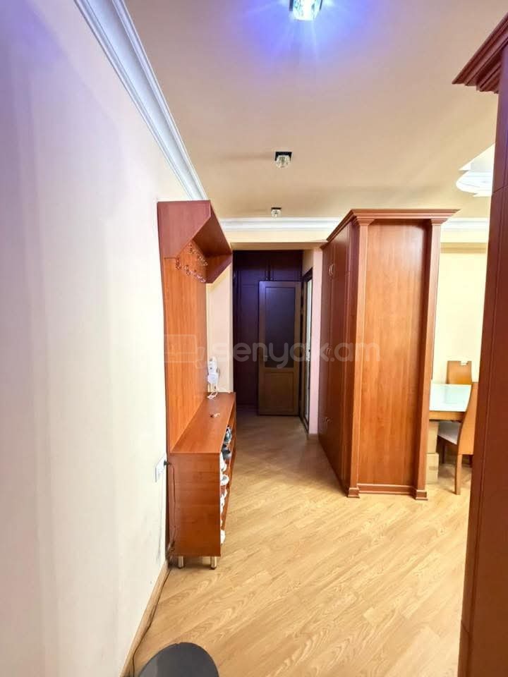 2 Սենյականոց Բնակարան, 57քմ, 8/8 հարկ, Կապիտալ Վերանորոգված, Կահավորված
