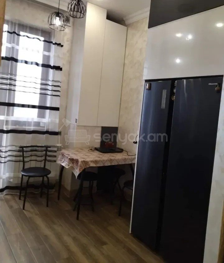 4 Սենյականոց Բնակարան Նորակառույցում, 83քմ, 8/9 հարկ, Կապիտալ Վերանորոգված