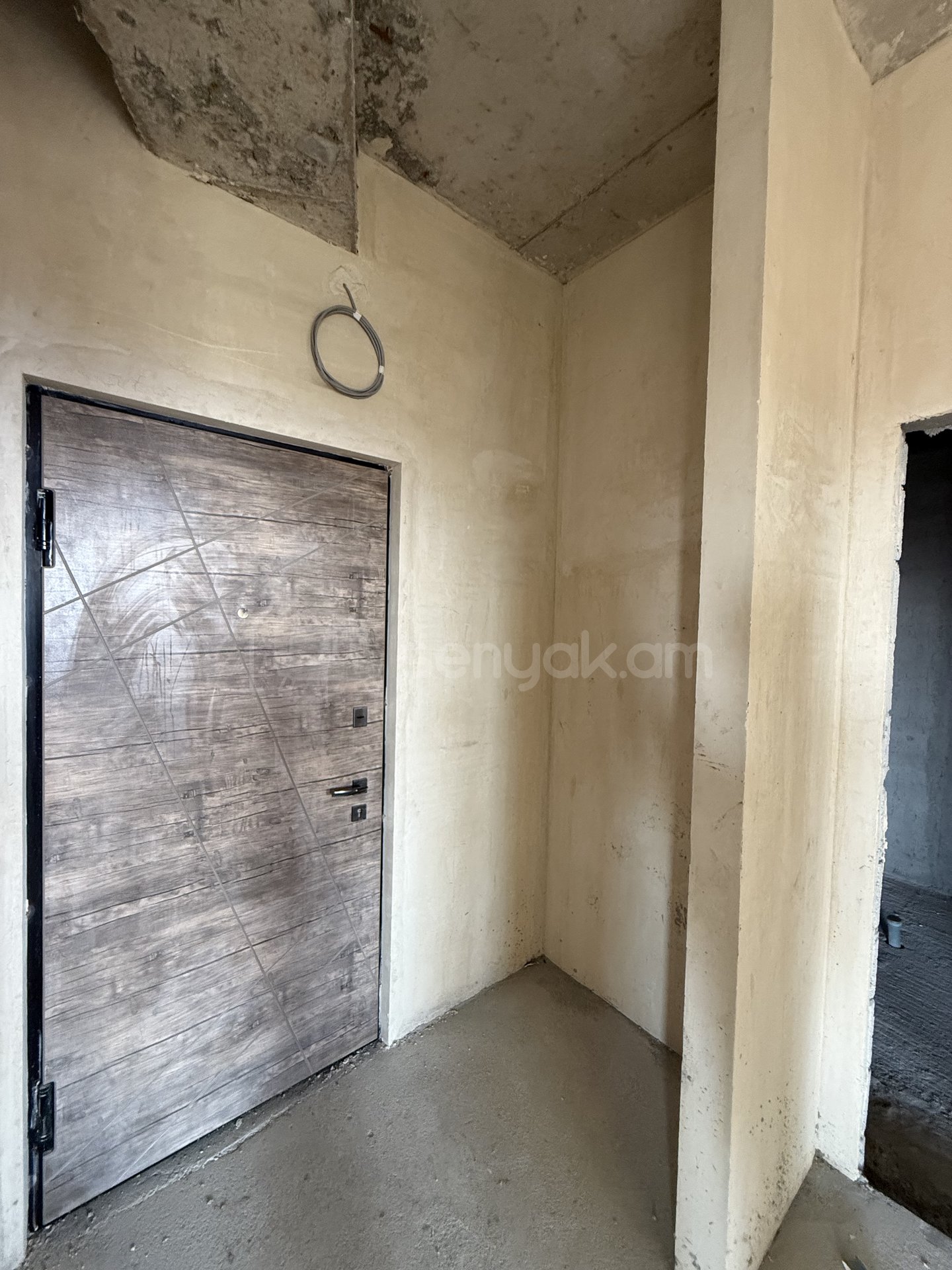 3 Սենյականոց Բնակարան Նորակառույցում, 101քմ, 14/15 հարկ, Զրոյական Վիճակում