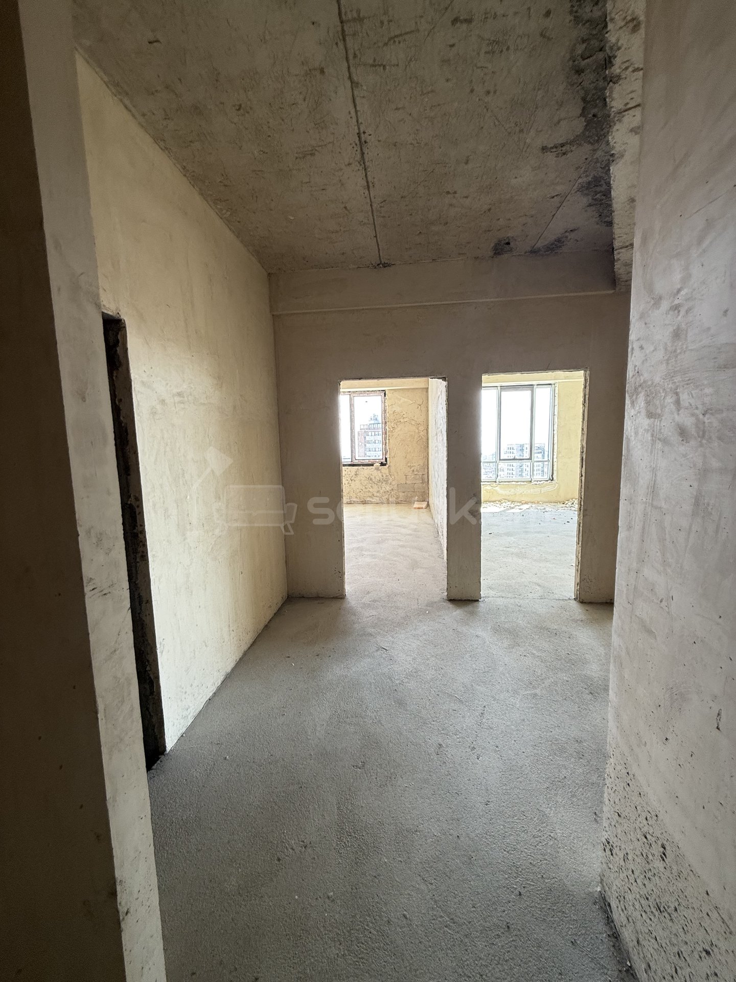 3 Սենյականոց Բնակարան Նորակառույցում, 101քմ, 14/15 հարկ, Զրոյական Վիճակում