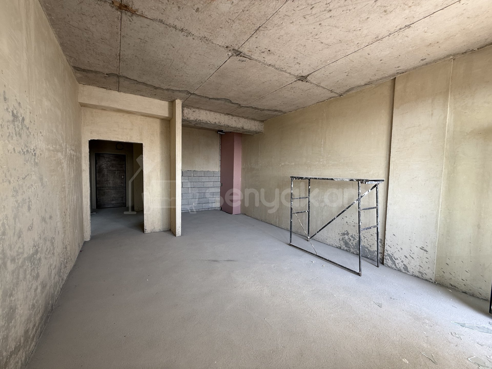3 Սենյականոց Բնակարան Նորակառույցում, 101քմ, 14/15 հարկ, Զրոյական Վիճակում