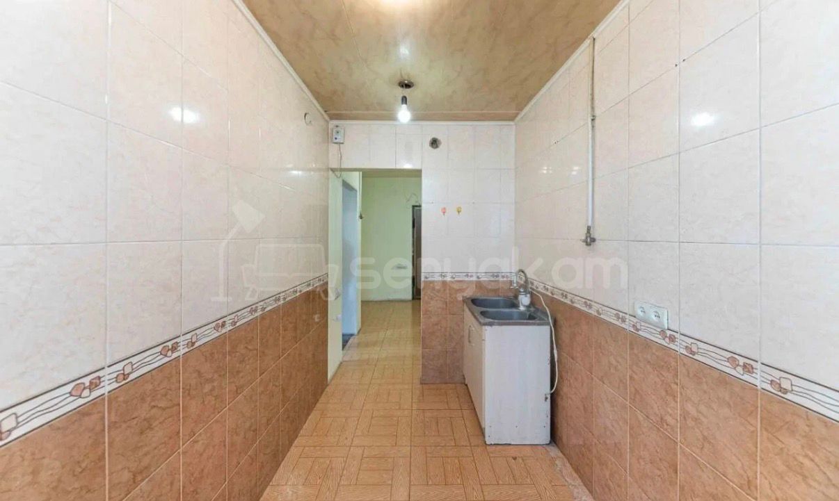 2 Սենյականոց Բնակարան, 43քմ, 9/9 հարկ, Նորմալ Վիճակում