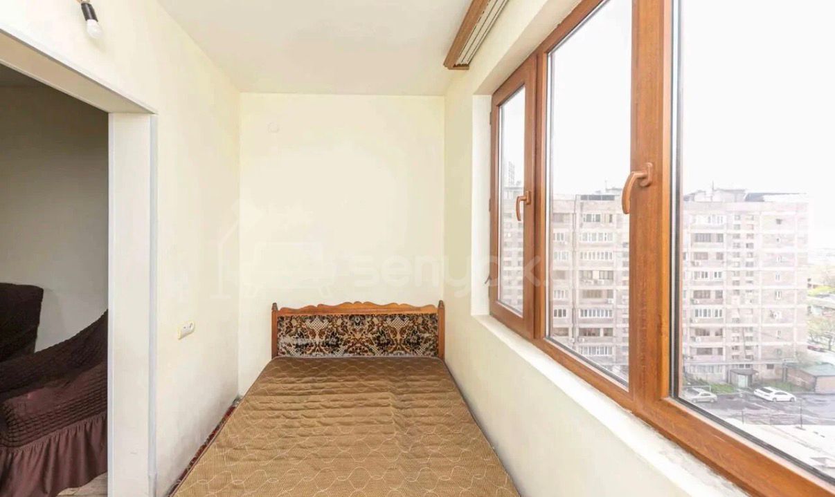 2 Սենյականոց Բնակարան, 43քմ, 9/9 հարկ, Նորմալ Վիճակում