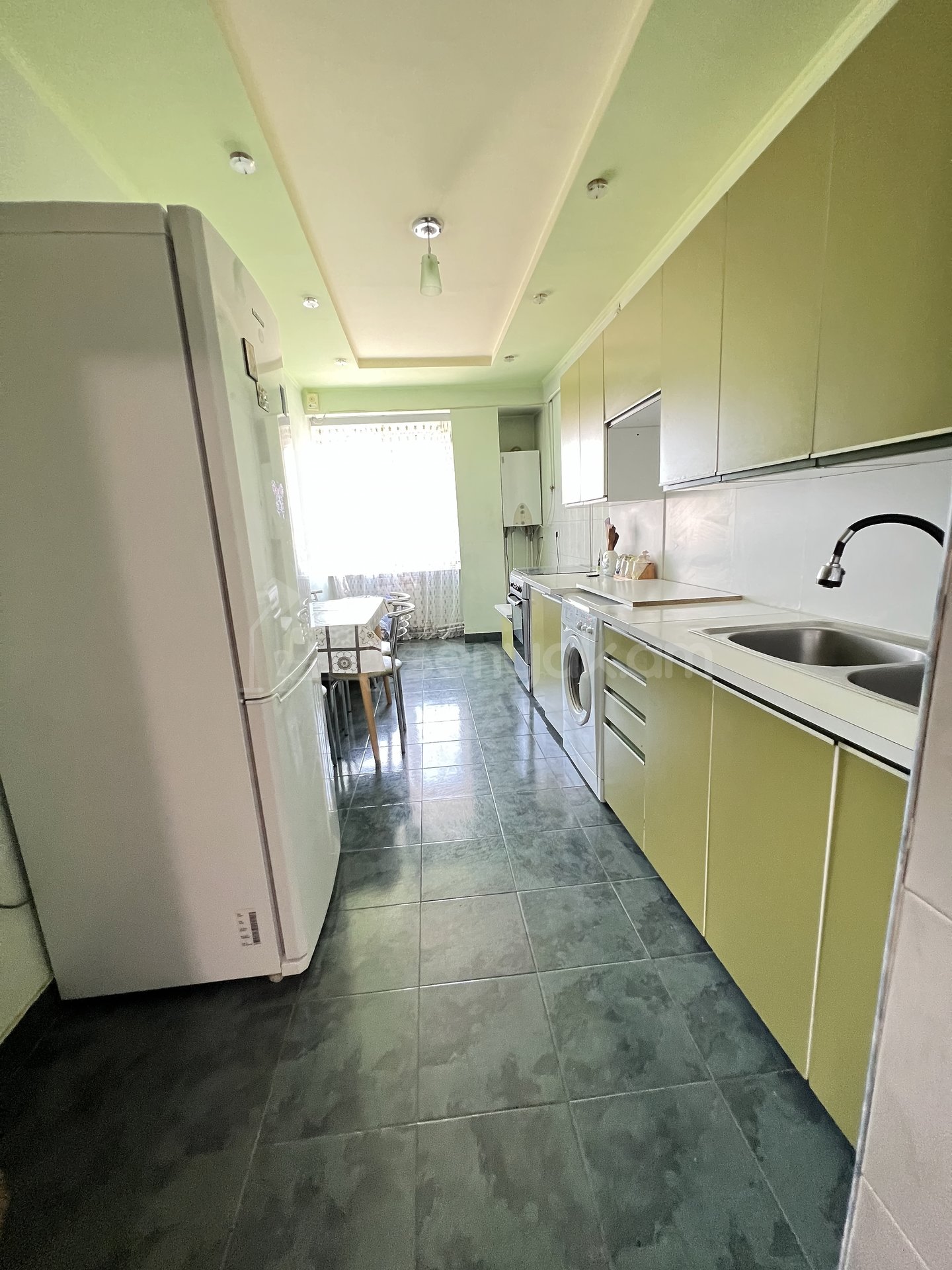 3 Սենյականոց Բնակարան, 82քմ, 8/9 հարկ, Կոսմետիկ Վերանորոգված