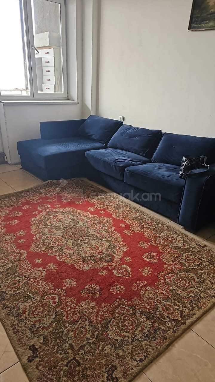 2 Սենյականոց Բնակարան, 50քմ, 3/3 հարկ, Նորմալ Վիճակում, Կահավորված, Արևկող