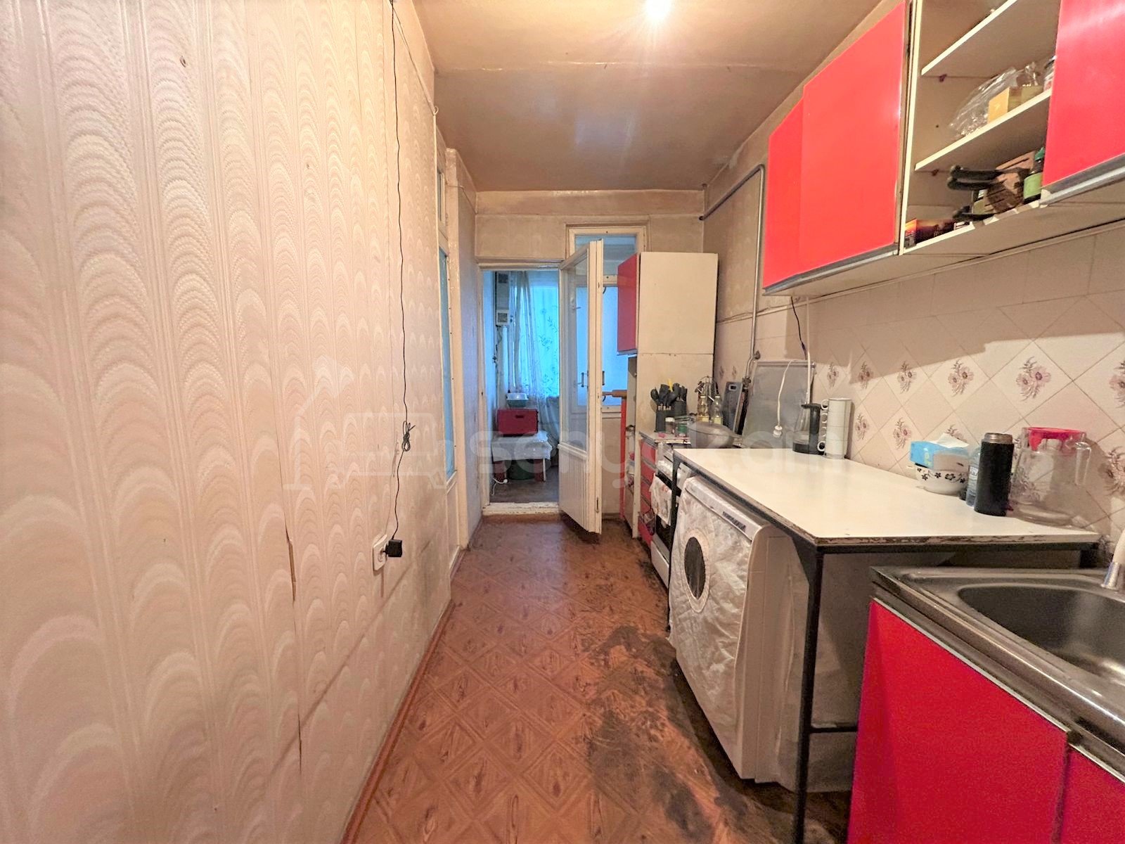 3 Սենյականոց Բնակարան Քարե Շենքում, 76քմ, 3/5 հարկ, Կոսմետիկ Վերանորոգված