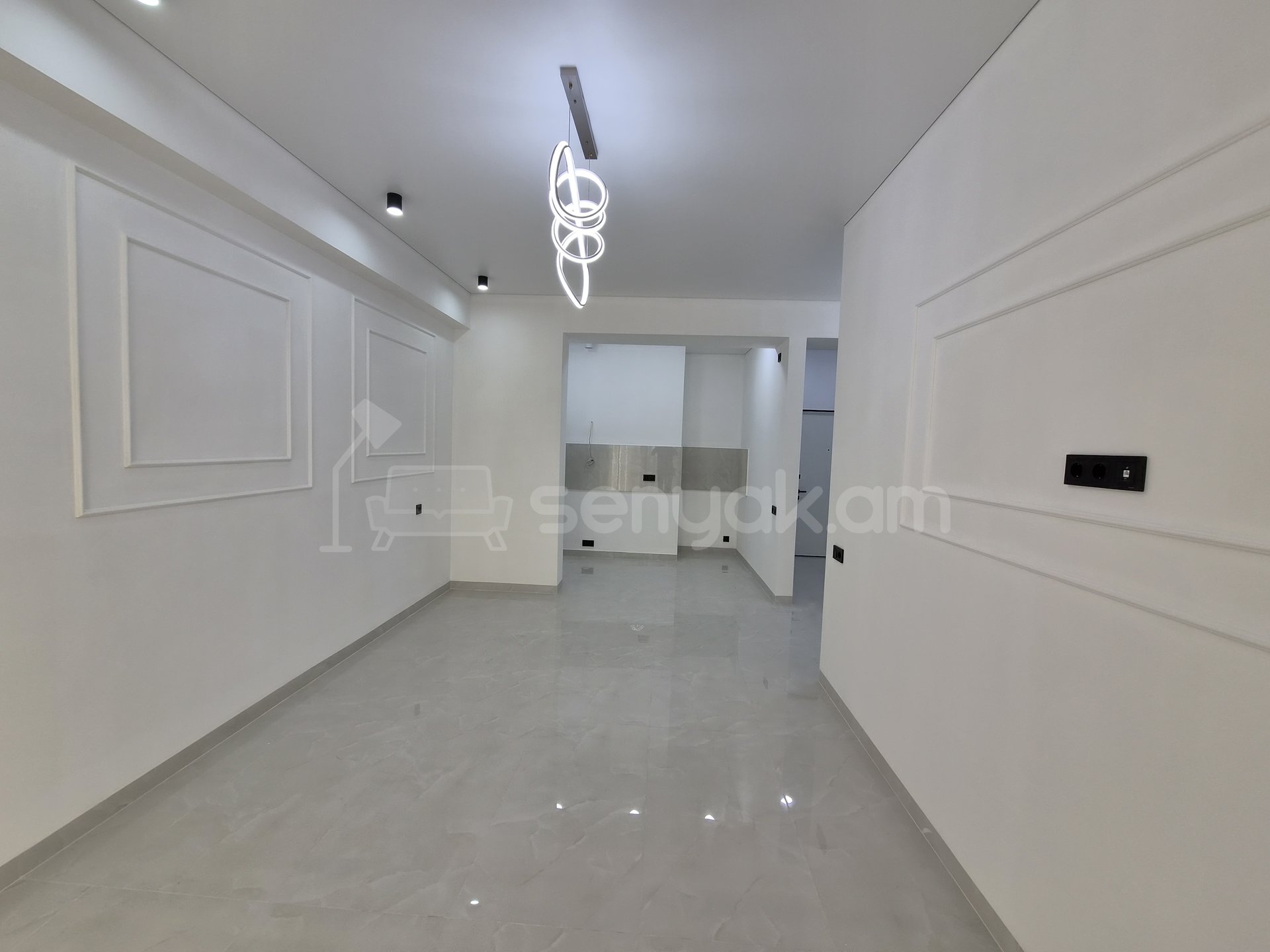 3 Սենյականոց Բնակարան Նորակառույցում, 81քմ, 9/11 հարկ, Դիզայներական Վերանորոգված