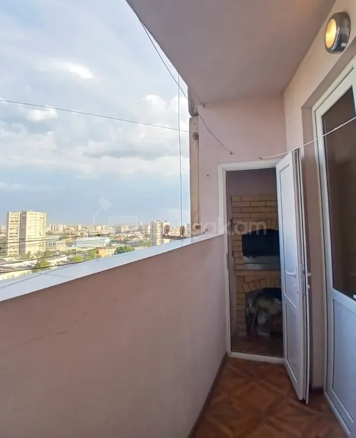 3 Սենյականոց Բնակարան, 78քմ, 9/16 հարկ, Կապիտալ Վերանորոգված