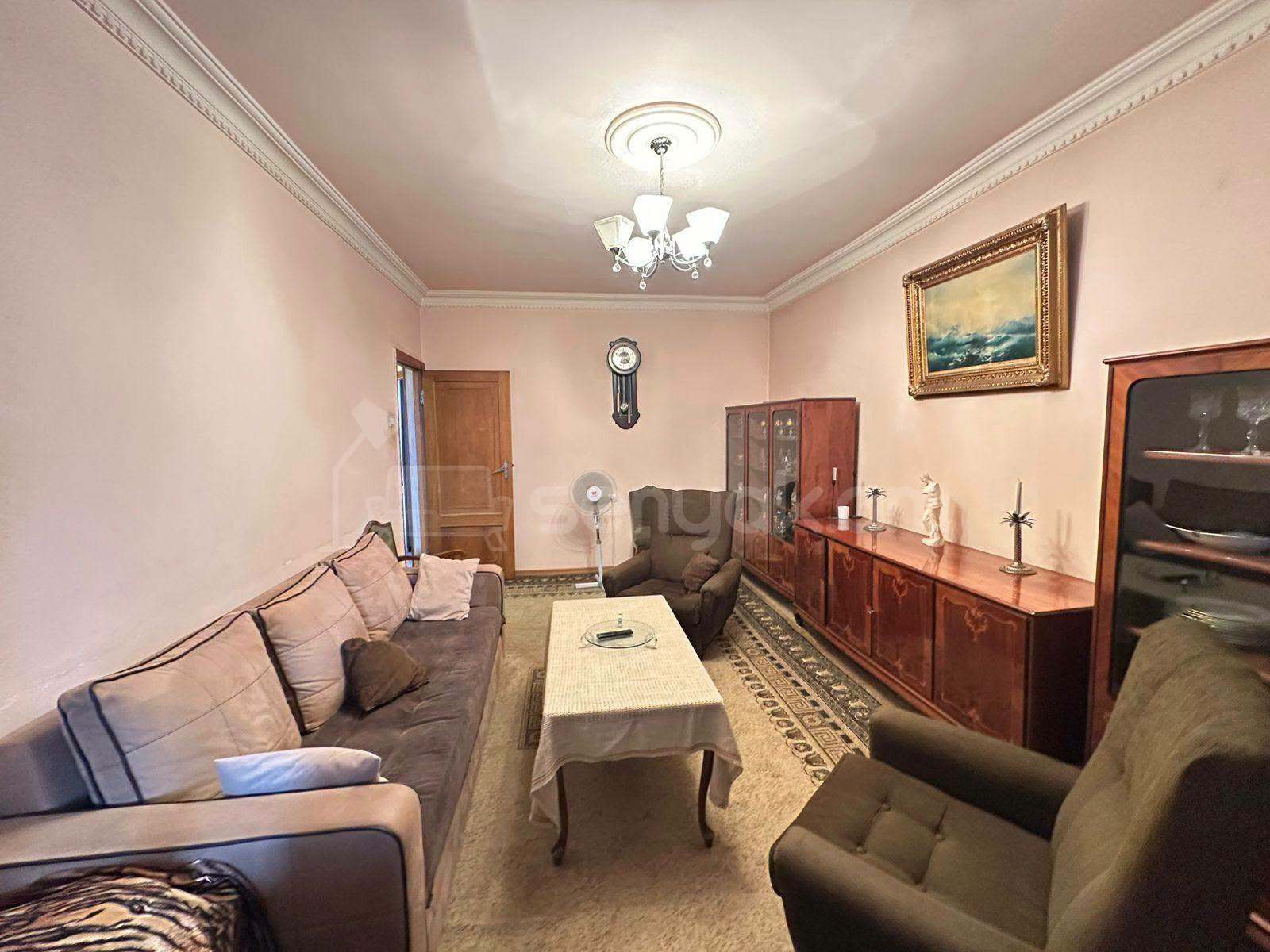 2 Սենյականոց Բնակարան, 60քմ, 8/9 հարկ, Նորմալ Վիճակում