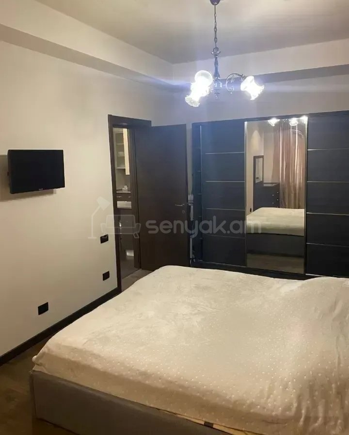 2 Սենյականոց Բնակարան Նորակառույցում, 73քմ, 2/12 հարկ, Կապիտալ Վերանորոգված