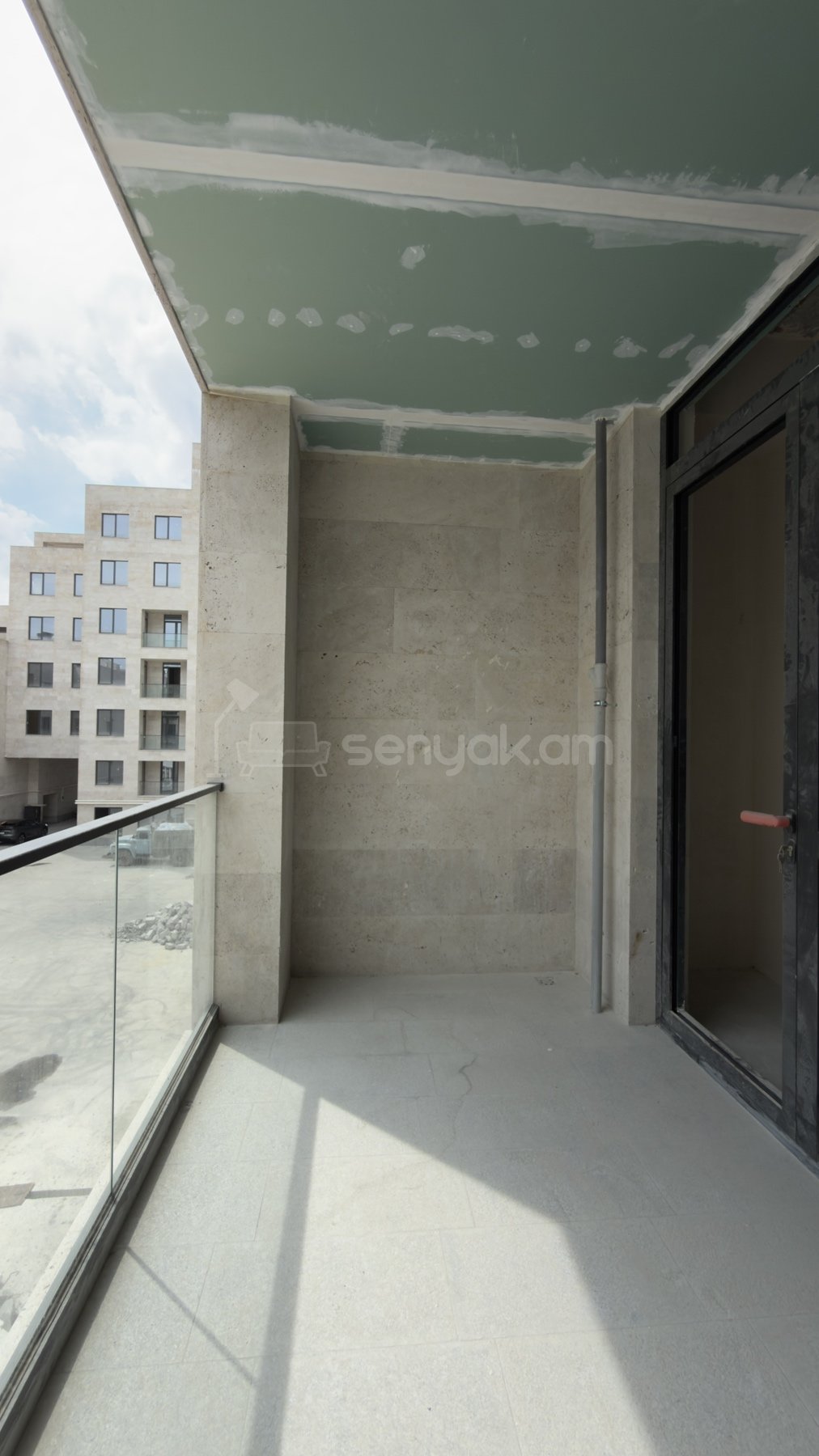 2 Սենյականոց Բնակարան Նորակառույցում, 90քմ, 4/12 հարկ, Զրոյական Վիճակում