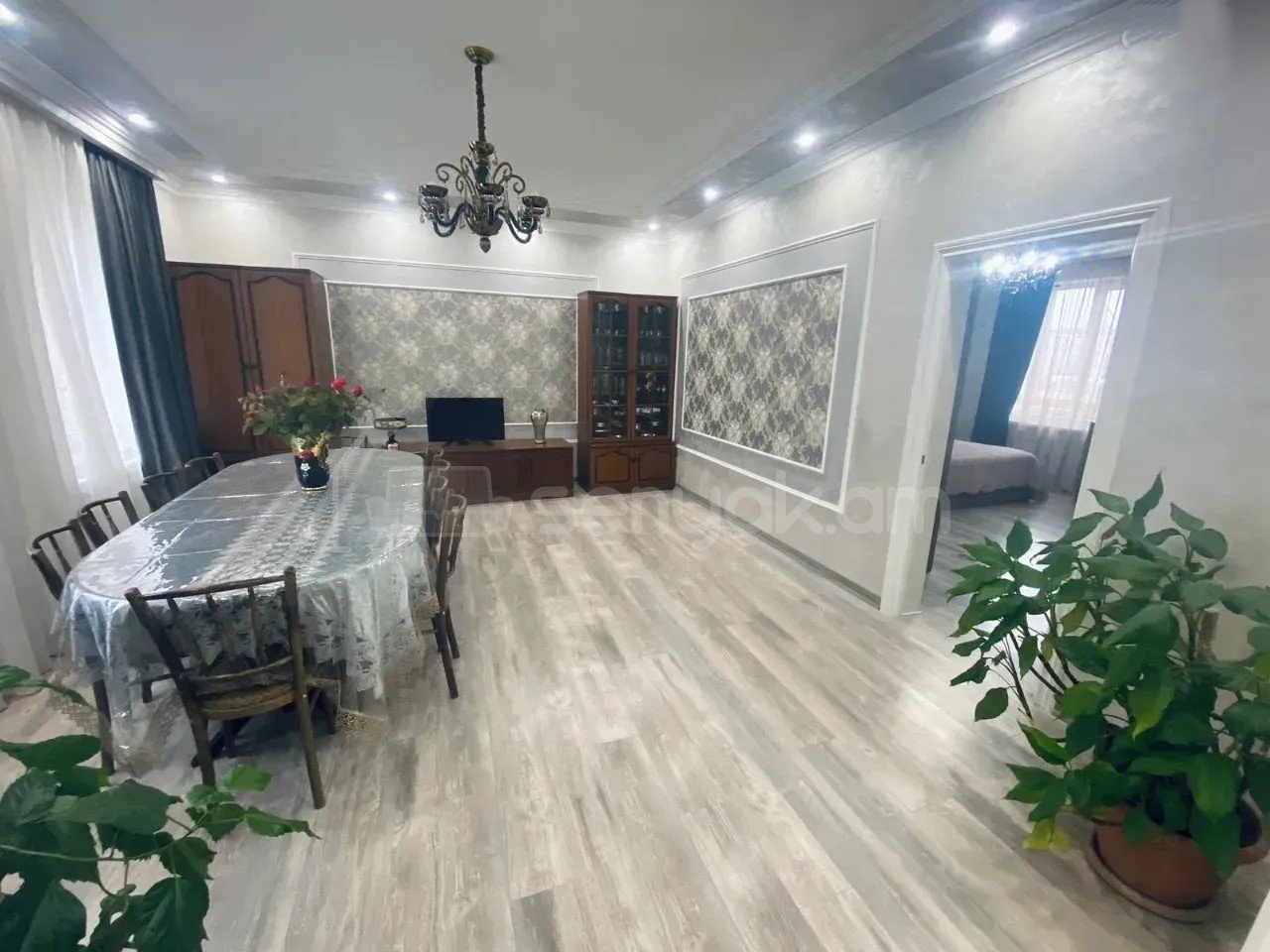5 Սենյականոց Սեփական Տուն, 280քմ, Կապիտալ Վերանորոգված