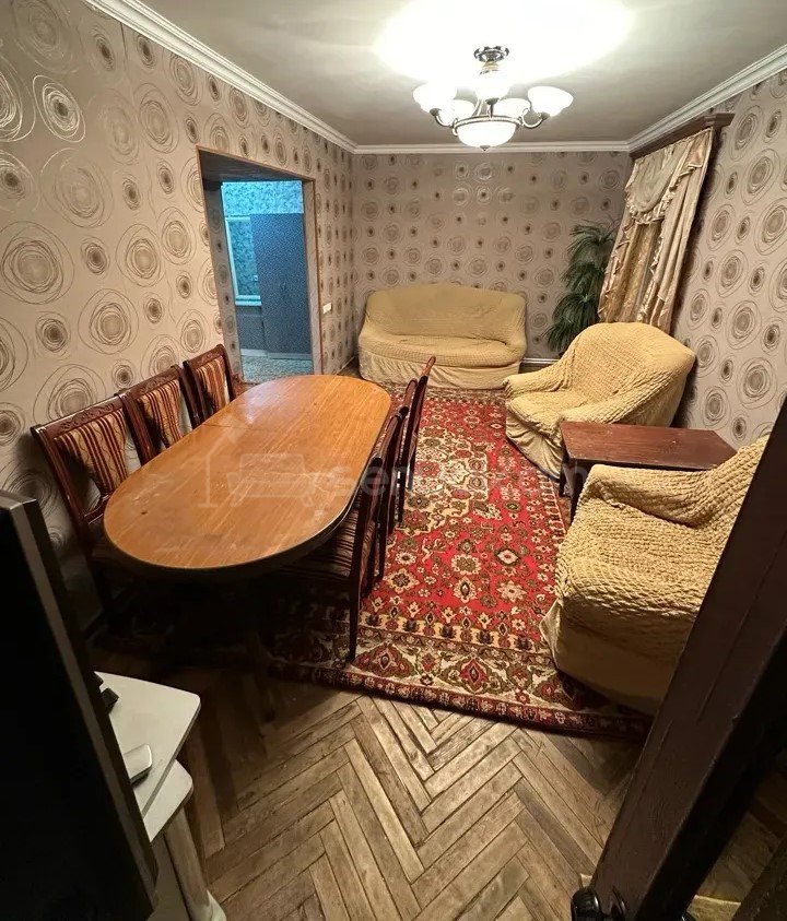 1 Սենյականոց Բնակարան, 33քմ, 3/5 հարկ, Կապիտալ Վերանորոգված