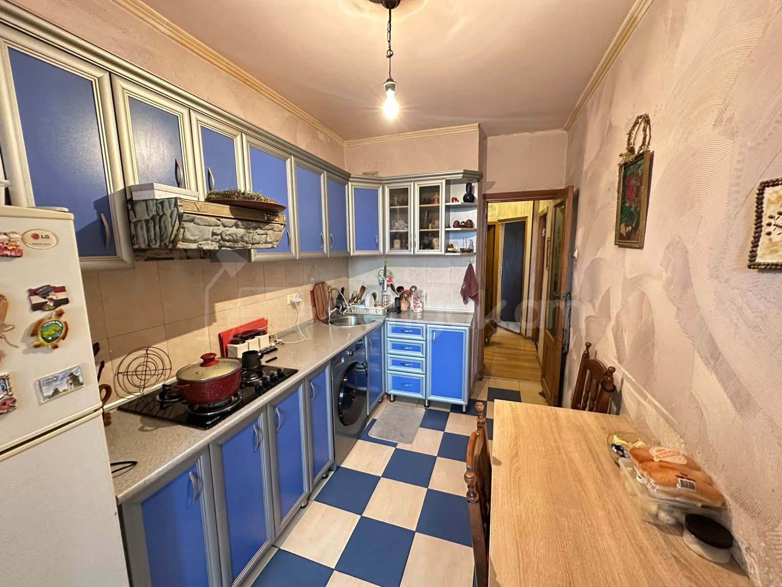 3 Սենյականոց Բնակարան, 60քմ, 8/9 հարկ, Կապիտալ Վերանորոգված