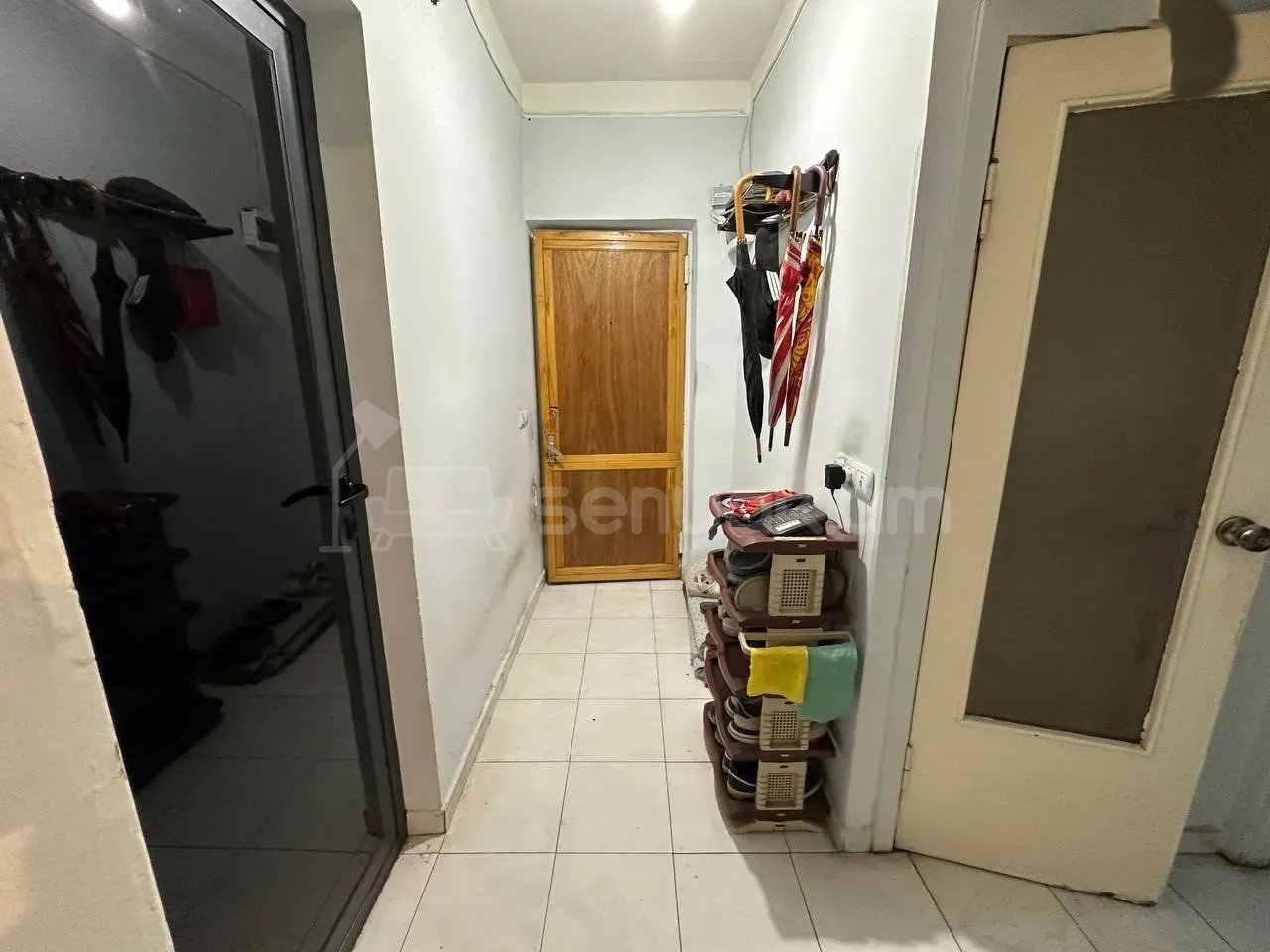 3 Սենյականոց Բնակարան Քարե Շենքում, 80քմ, 4/4 հարկ, Կոսմետիկ Վերանորոգված
