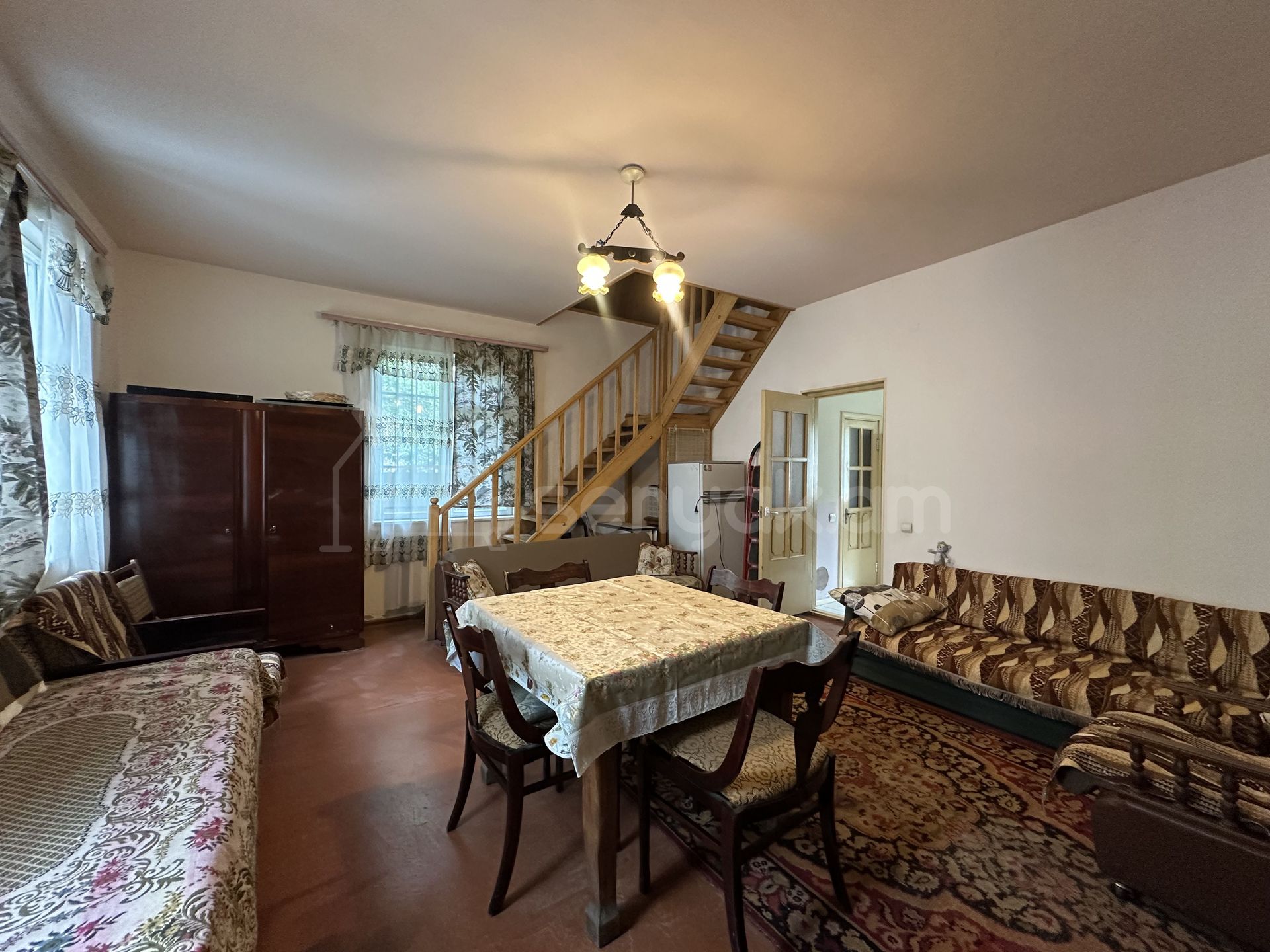 2 Սենյականոց Սեփական Տուն, 111քմ, Կոսմետիկ Վերանորոգված, Ավտոտնակով