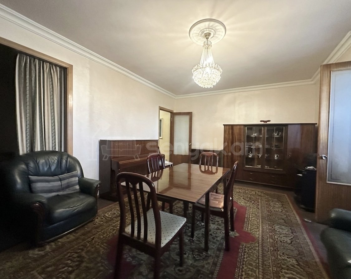 3 Սենյականոց Բնակարան Քարե Շենքում, 65քմ, 4/5 հարկ, Կոսմետիկ Վերանորոգված