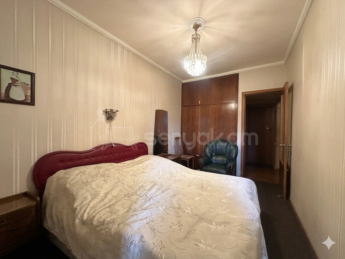 3 Սենյականոց Բնակարան Քարե Շենքում, 65քմ, 4/5 հարկ, Կոսմետիկ Վերանորոգված