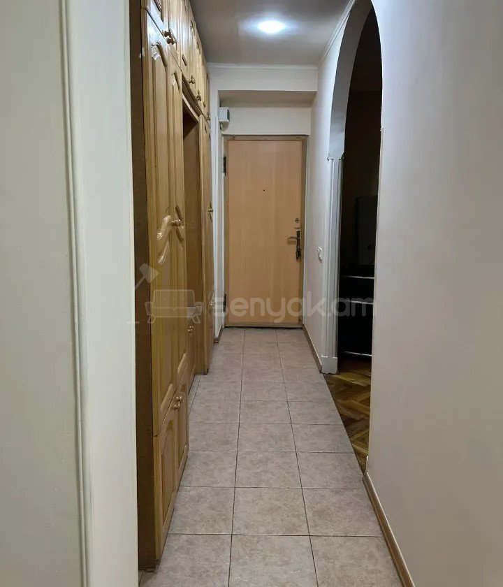 3 Սենյականոց Բնակարան, 68քմ, 3/10 հարկ, Կոսմետիկ Վերանորոգված