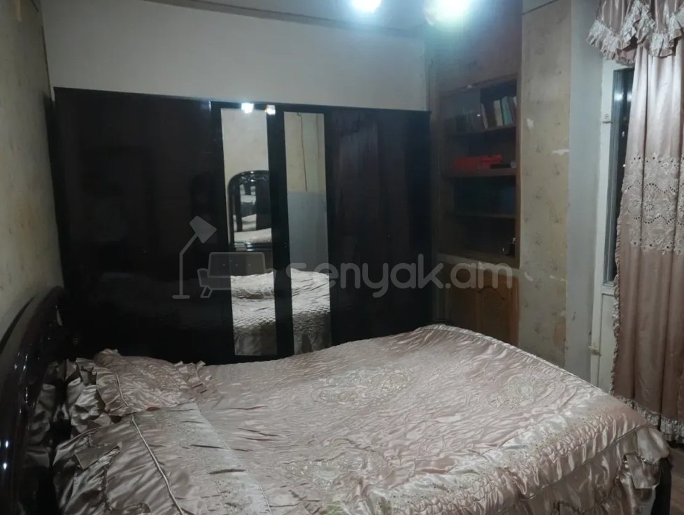 3 Սենյականոց Բնակարան, 80քմ, 11/16 հարկ, Պետական Վիճակում