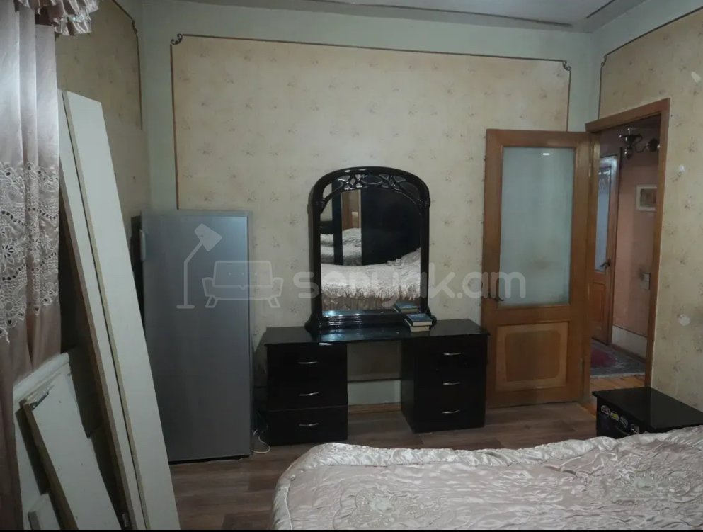 3 Սենյականոց Բնակարան, 80քմ, 11/16 հարկ, Պետական Վիճակում