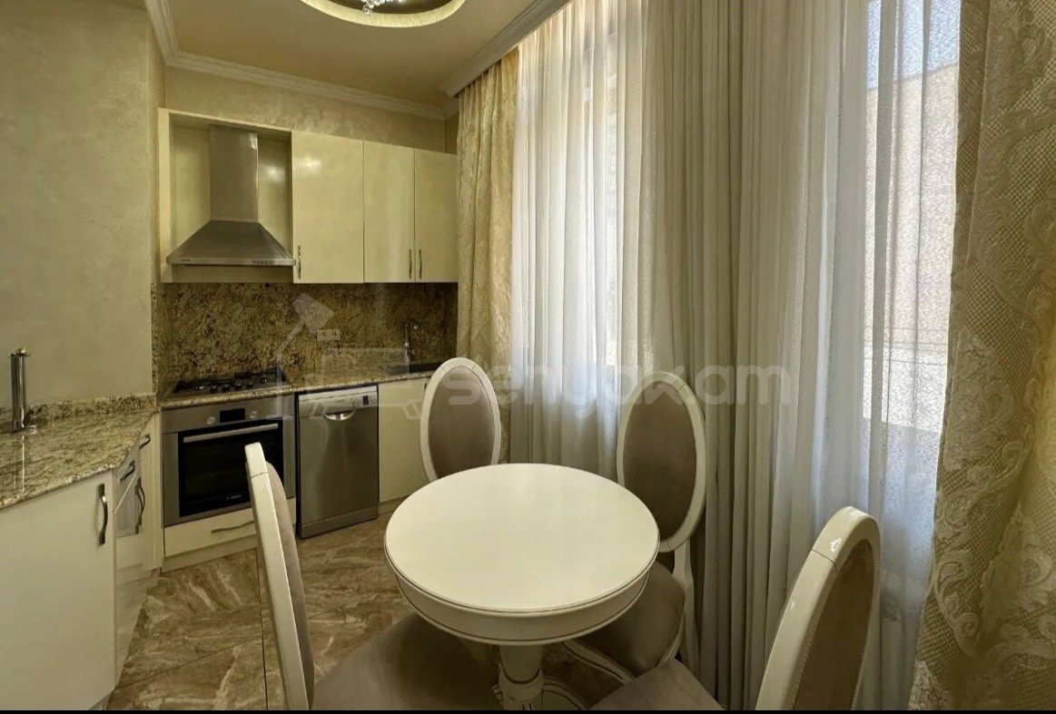 2 Սենյականոց Բնակարան Նորակառույցում, 79քմ, 5/5 հարկ, Կապիտալ Վերանորոգված