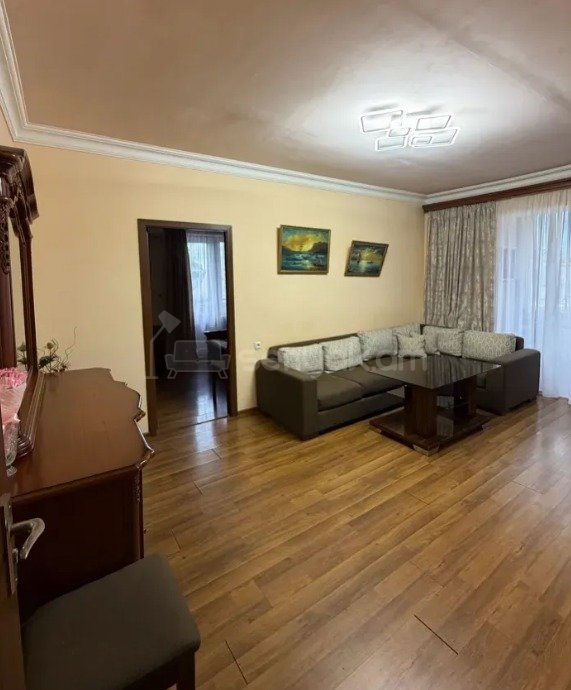 2 Սենյականոց Բնակարան Քարե Շենքում, 54քմ, 2/5 հարկ, Կապիտալ Վերանորոգված, Կահավորված, Արևկող