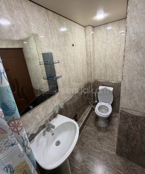 2 Սենյականոց Բնակարան Քարե Շենքում, 54քմ, 2/5 հարկ, Կապիտալ Վերանորոգված, Կահավորված, Արևկող