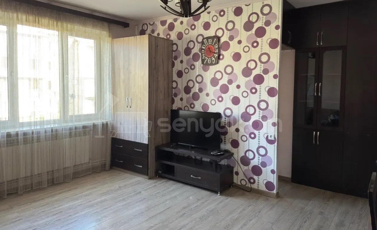 2 Սենյականոց Բնակարան Քարե Շենքում, 50քմ, 3/5 հարկ, Կապիտալ Վերանորոգված