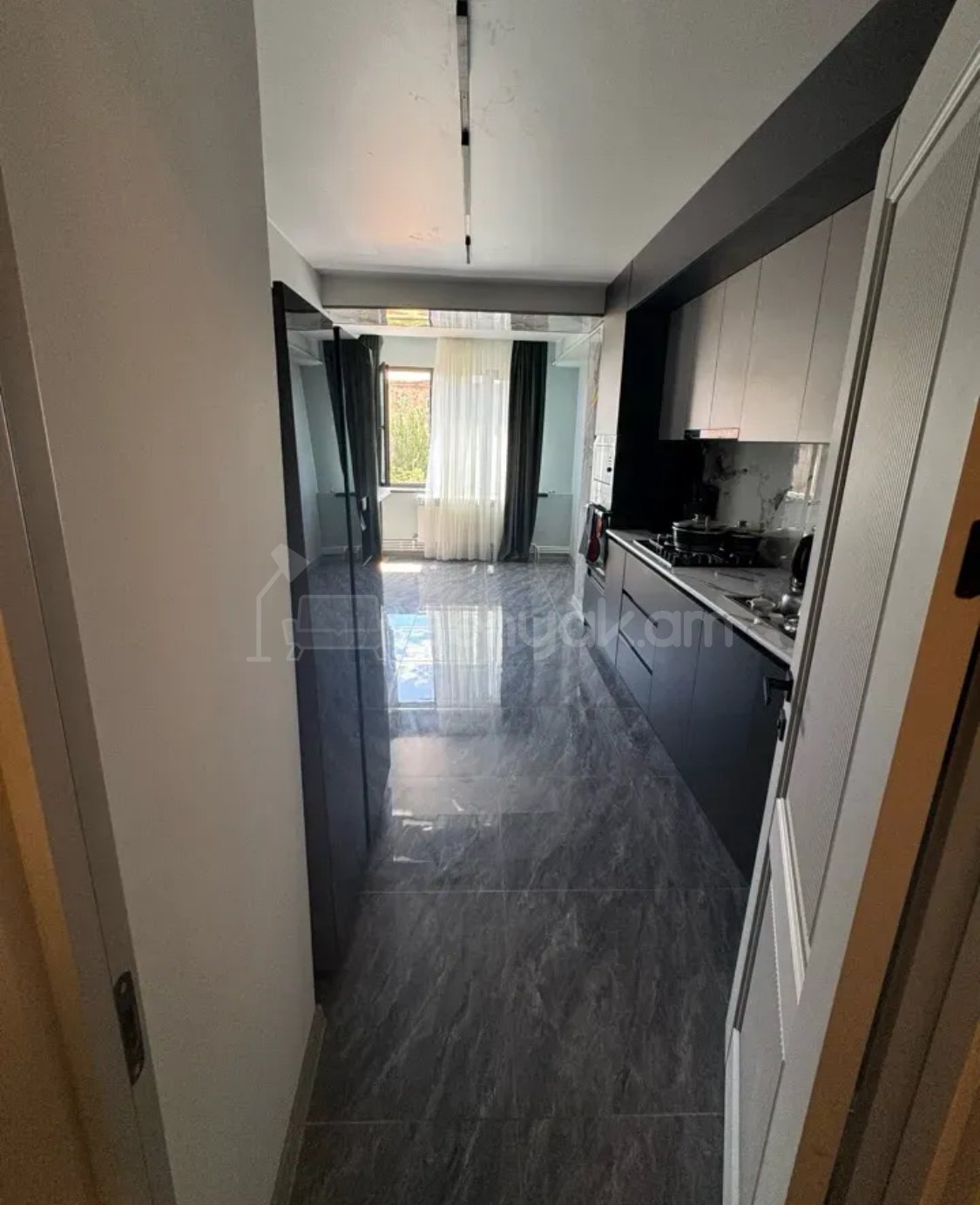 4 Սենյականոց Բնակարան, 80քմ, 4/16 հարկ, Դիզայներական Վերանորոգված