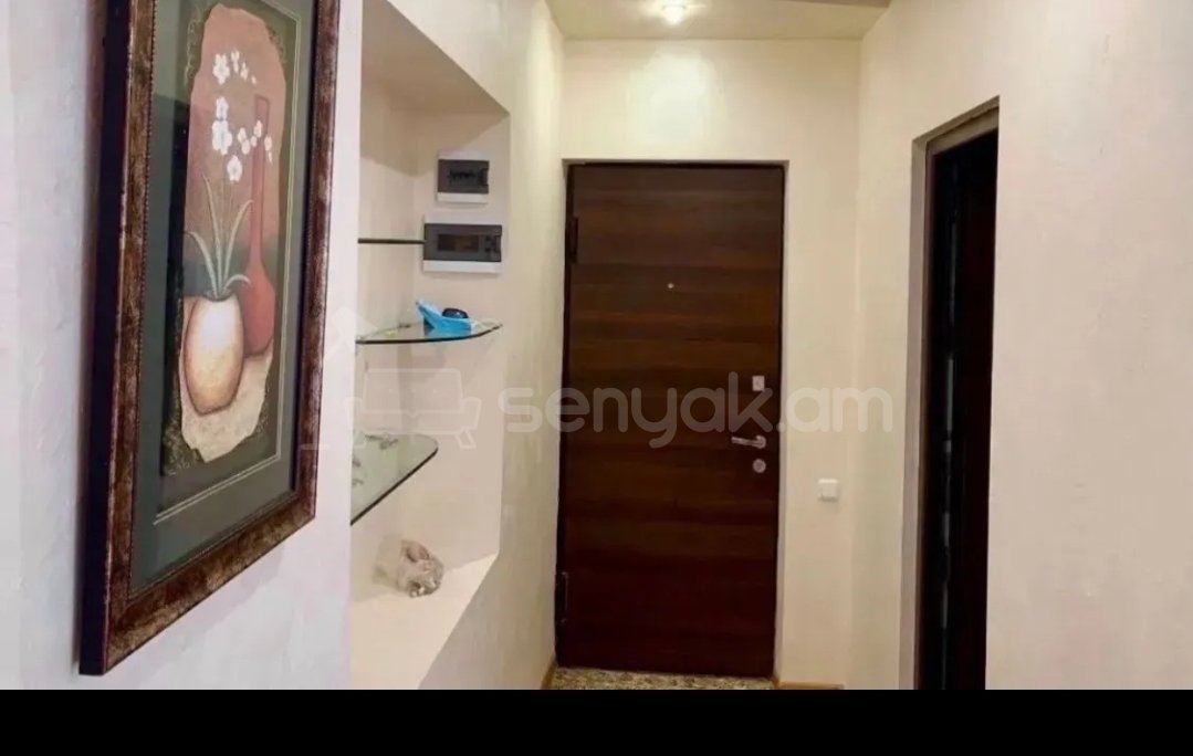 2 Սենյականոց Բնակարան Քարե Շենքում, 56քմ, 5/5 հարկ, Կապիտալ Վերանորոգված, Կահավորված