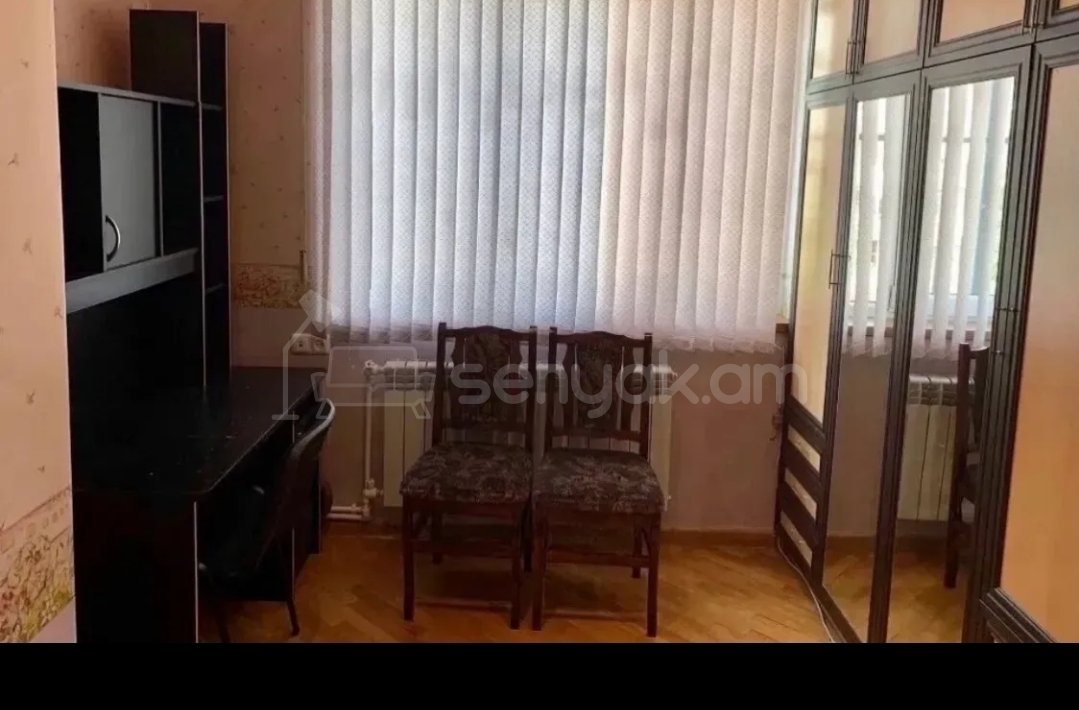 2 Սենյականոց Բնակարան Քարե Շենքում, 56քմ, 5/5 հարկ, Կապիտալ Վերանորոգված, Կահավորված