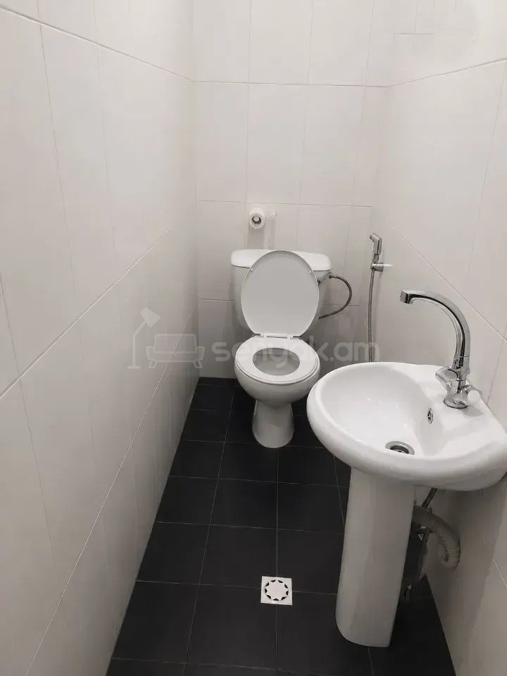 Օֆիսային Տարածք, 58քմ