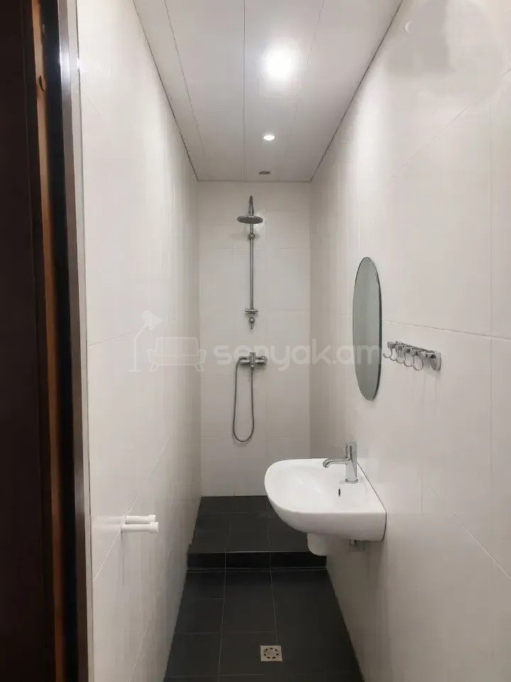3 Սենյականոց Բնակարան Նորակառույցում, 58քմ, 1/8 հարկ, Կոսմետիկ Վերանորոգված