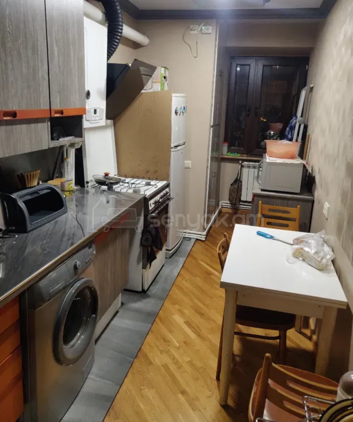 4 Սենյականոց Բնակարան, 89քմ, 2/9 հարկ, Նորմալ Վիճակում