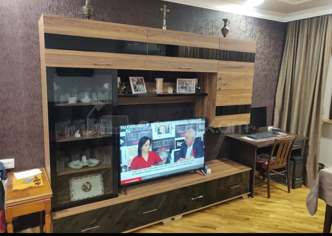 4 Սենյականոց Բնակարան, 89քմ, 2/9 հարկ, Նորմալ Վիճակում