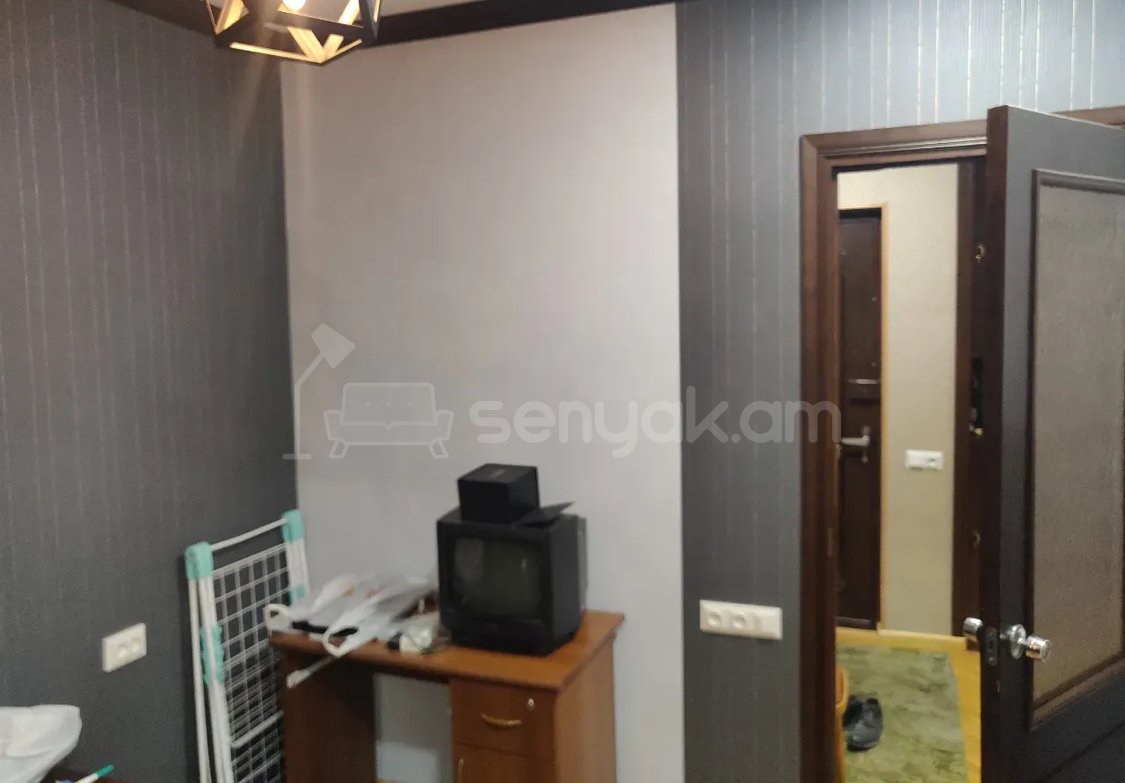 4 Սենյականոց Բնակարան, 89քմ, 2/9 հարկ, Նորմալ Վիճակում