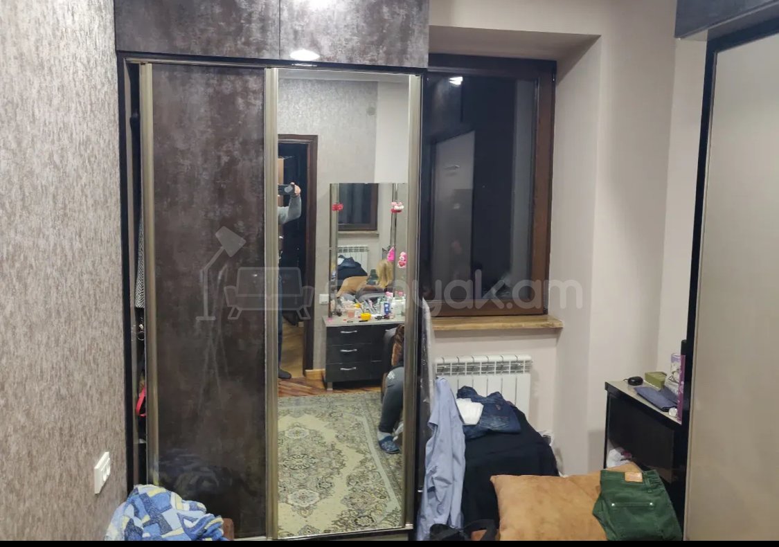 4 Սենյականոց Բնակարան, 89քմ, 2/9 հարկ, Նորմալ Վիճակում