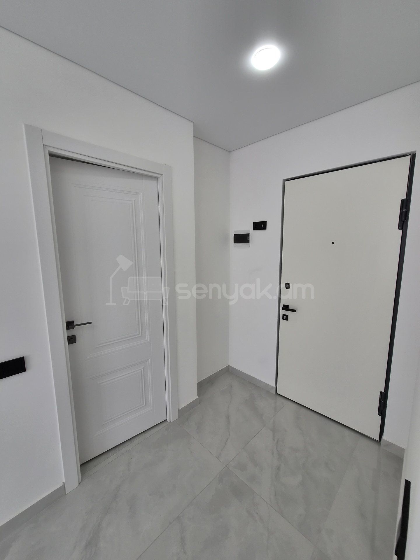 2 Սենյականոց Բնակարան, 36քմ, 12/13 հարկ, Դիզայներական Վերանորոգված