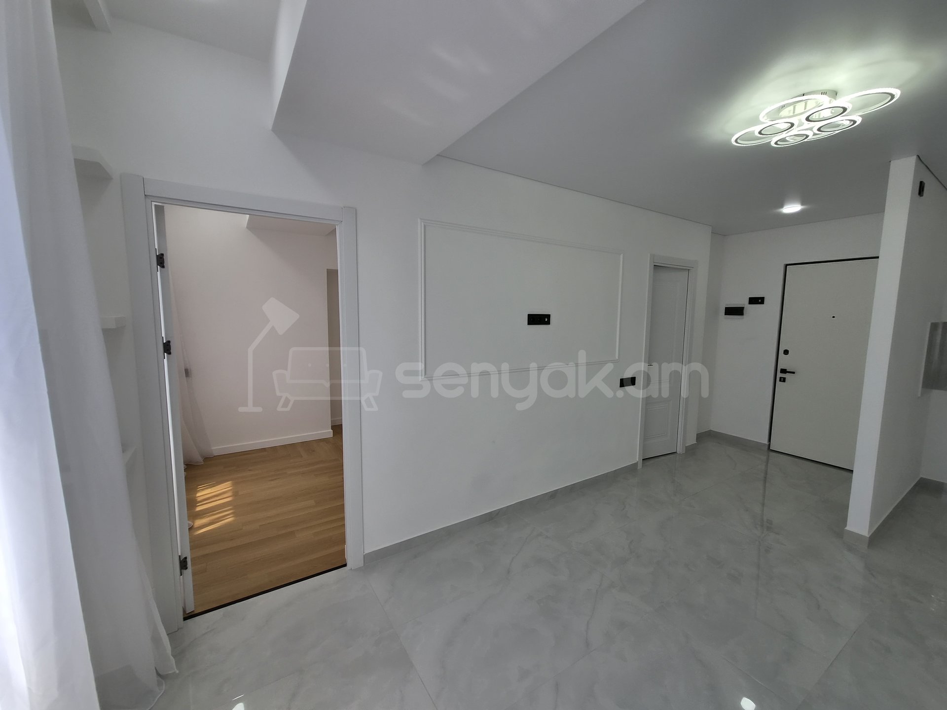 2 Սենյականոց Բնակարան, 36քմ, 12/13 հարկ, Դիզայներական Վերանորոգված
