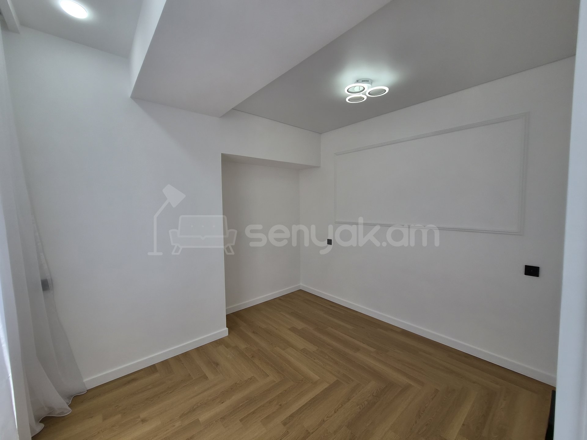 2 Սենյականոց Բնակարան, 36քմ, 12/13 հարկ, Դիզայներական Վերանորոգված