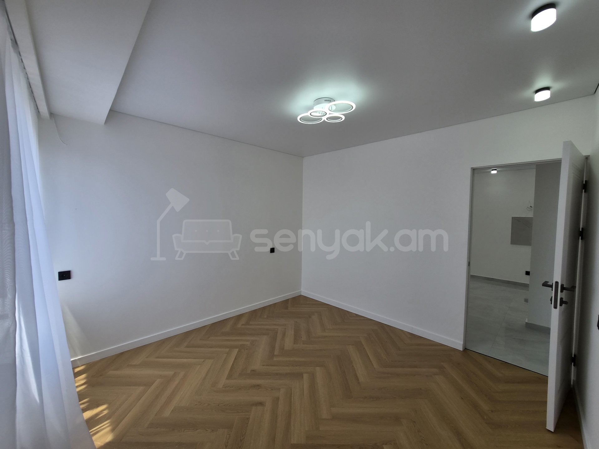 3 Սենյականոց Բնակարան, 63քմ, 12/13 հարկ, Դիզայներական Վերանորոգված