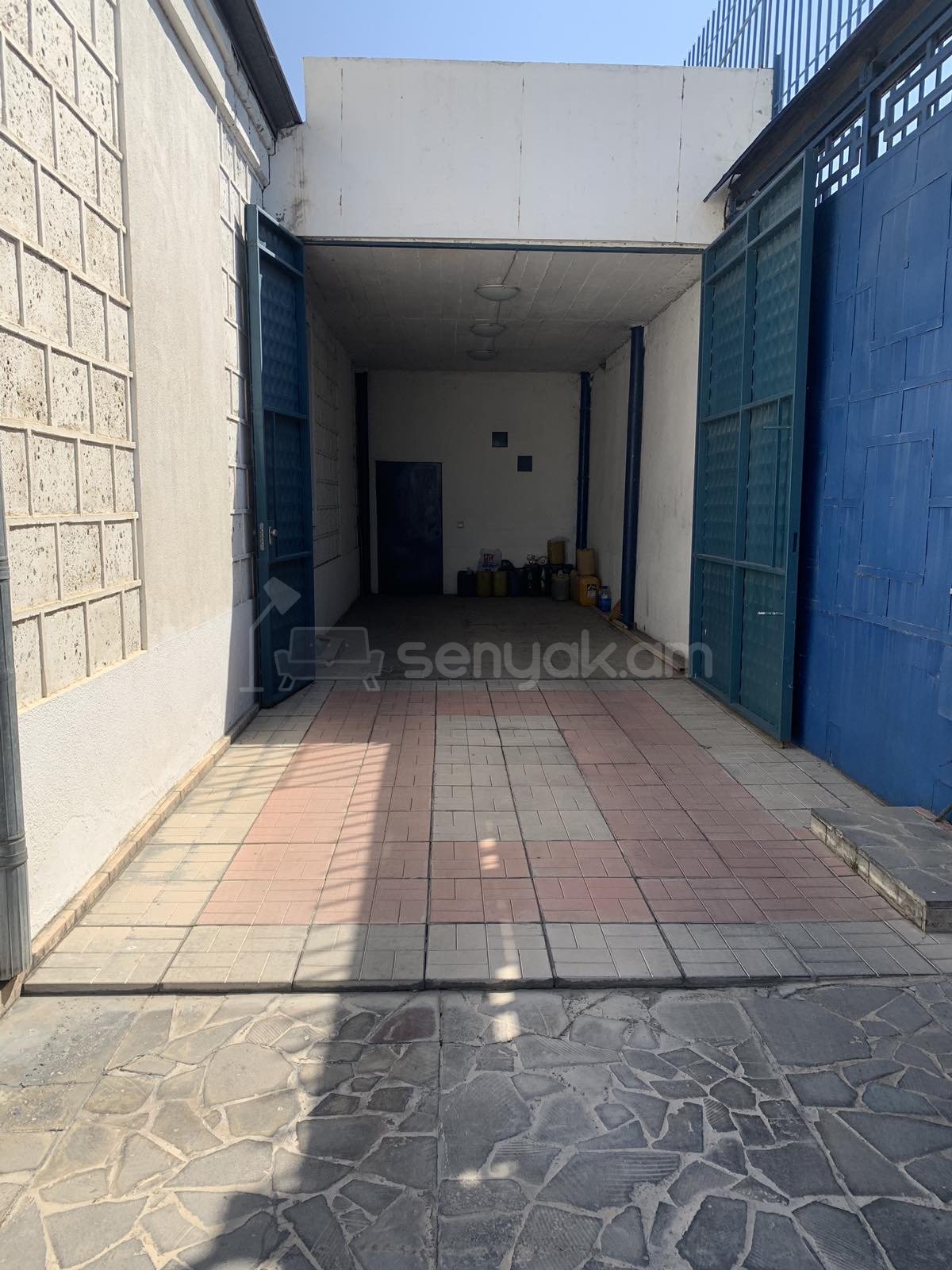7 Սենյականոց Շքեղ Առանձնատուն, 298քմ, Լողավազանով, Ավտոտնակով