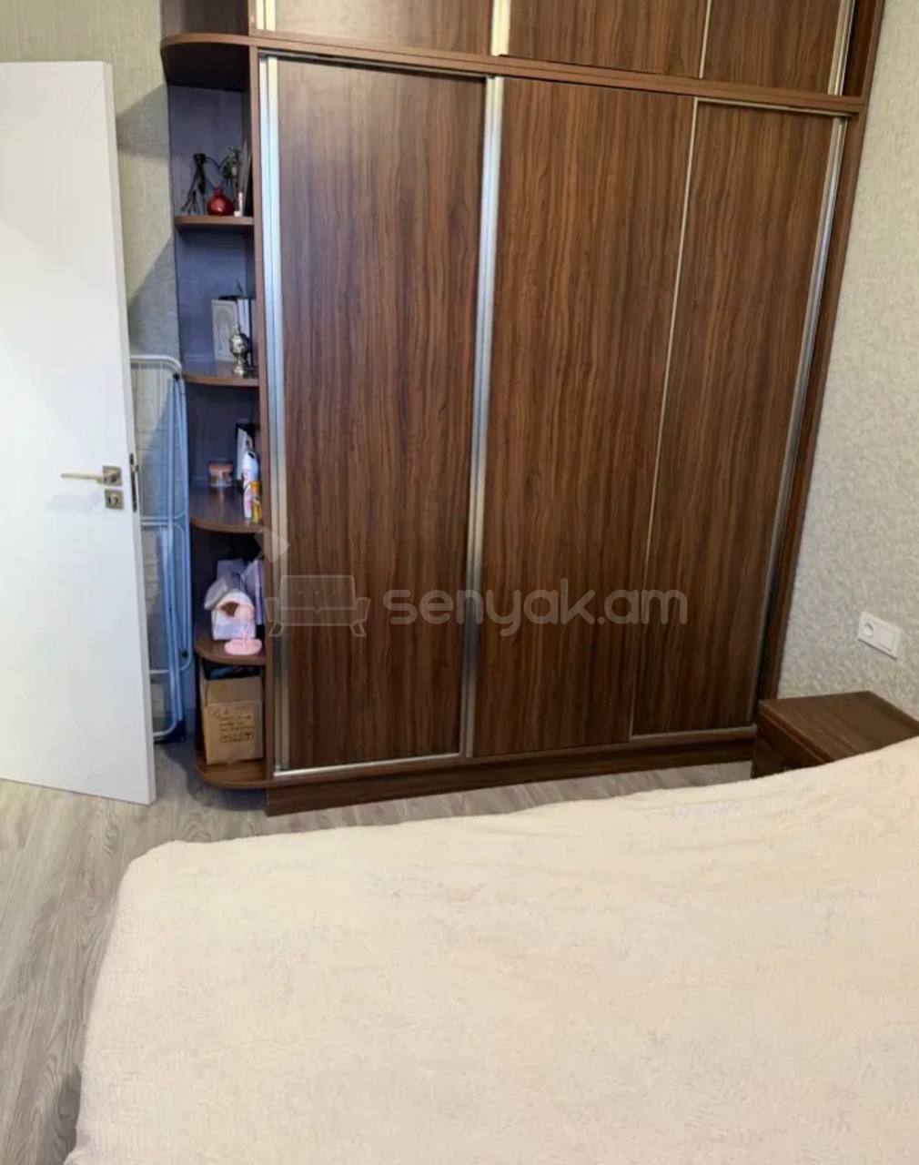 2 Սենյականոց Բնակարան, 40քմ, 8/9 հարկ, Կապիտալ Վերանորոգված