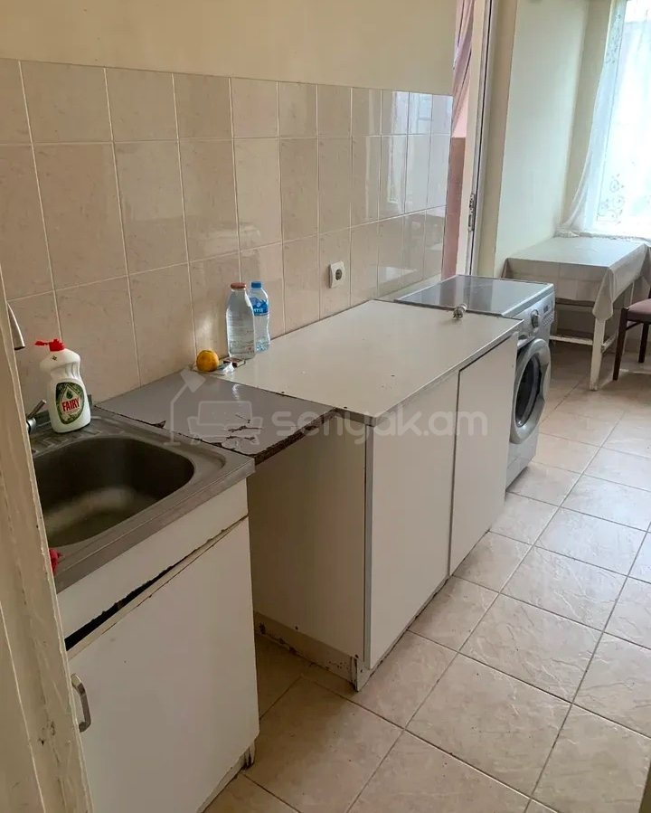 3 Սենյականոց Բնակարան, 7քմ, 7/14 հարկ, Կոսմետիկ Վերանորոգված