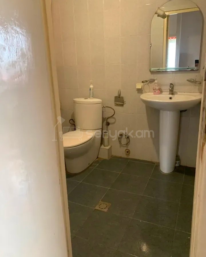 3 Սենյականոց Բնակարան, 7քմ, 7/14 հարկ, Կոսմետիկ Վերանորոգված