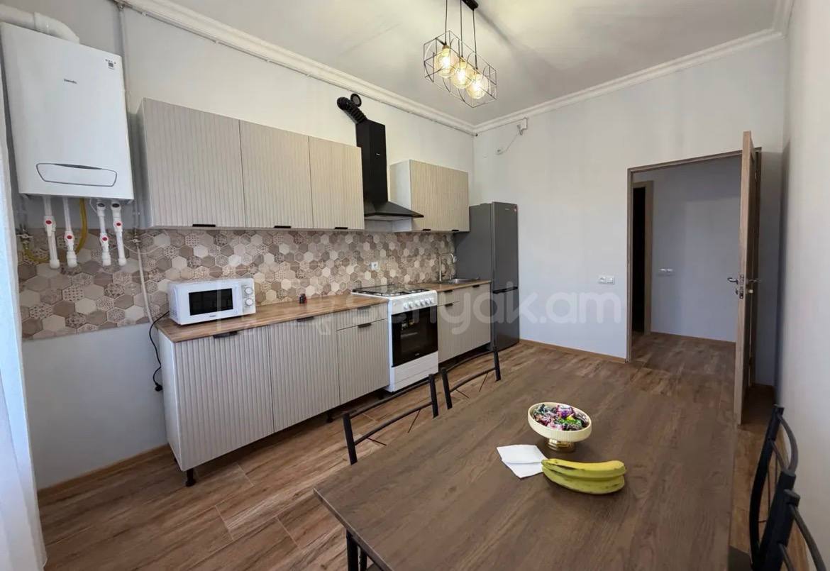 3 Սենյականոց Բնակարան Նորակառույցում, 101քմ, 5/13 հարկ, Կապիտալ Վերանորոգված, Կահավորված, Արևկող
