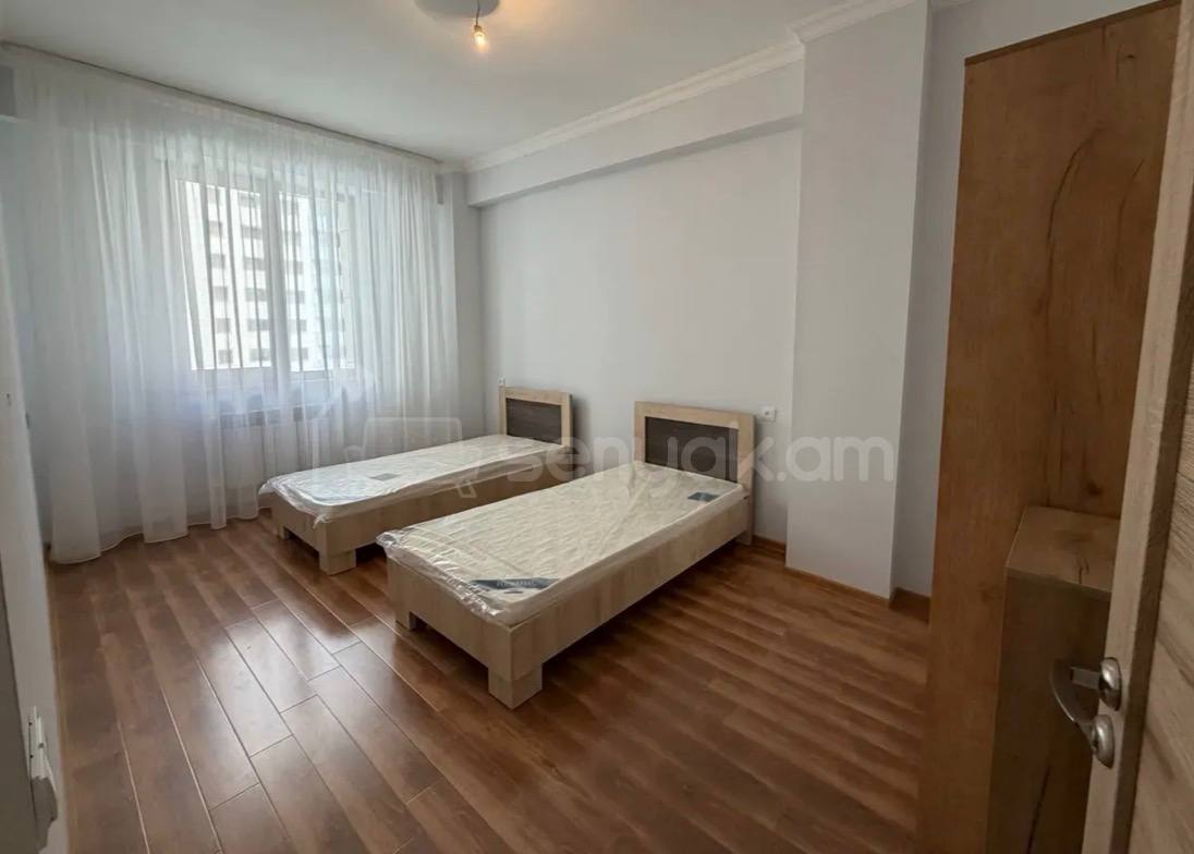 3 Սենյականոց Բնակարան Նորակառույցում, 101քմ, 5/13 հարկ, Կապիտալ Վերանորոգված, Կահավորված, Արևկող