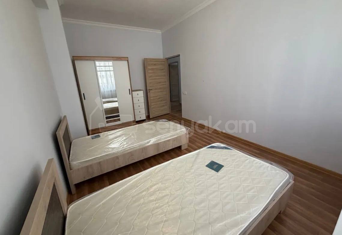 3 Սենյականոց Բնակարան Նորակառույցում, 101քմ, 5/13 հարկ, Կապիտալ Վերանորոգված, Կահավորված, Արևկող